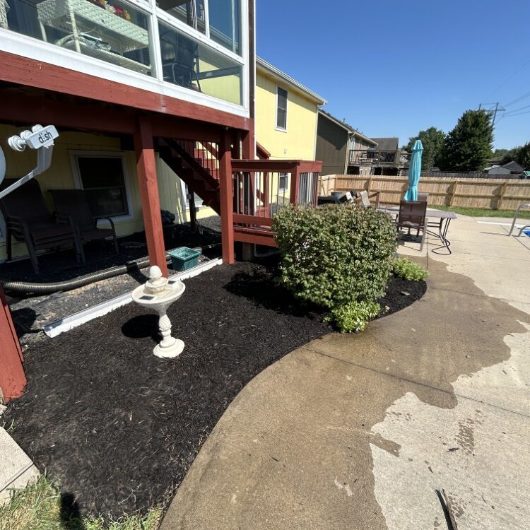 Landscaping in Leavenworth, KS Landscaping in Leavenworth, KS