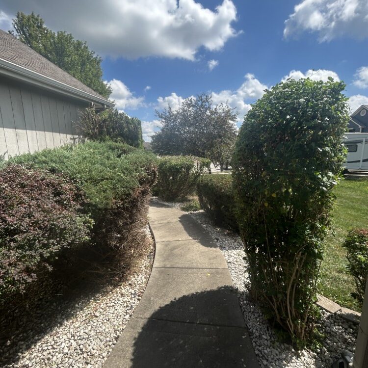 Landscaping in Leavenworth, KS Landscaping in Leavenworth, KS
